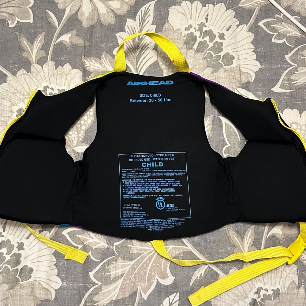 Airhead GNAR Child Kwik-Dry Neolite Flex Life Jacket, US Coast Guard Approved - Picture 6 of 6